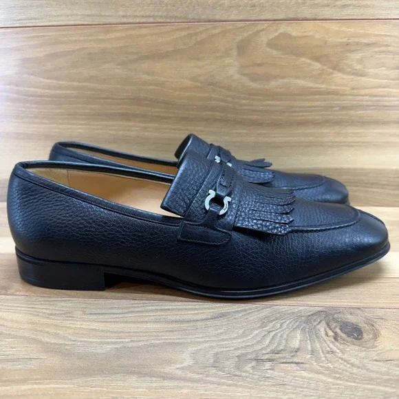Salvatore Ferragamo Gancini Bit Kiltie Loafer 9.5 EE Black Split Toe Pebble